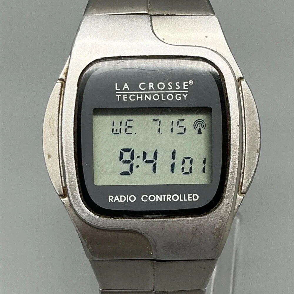 La Crosse Technology Men Watch 38mm Gray Digital Radio Controlled New Batt 8.75